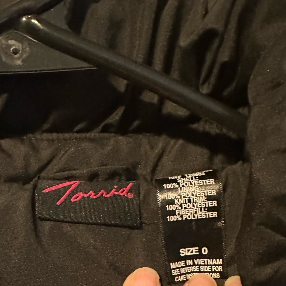 Torrid Puffer Jacket - Picture 2 of 4